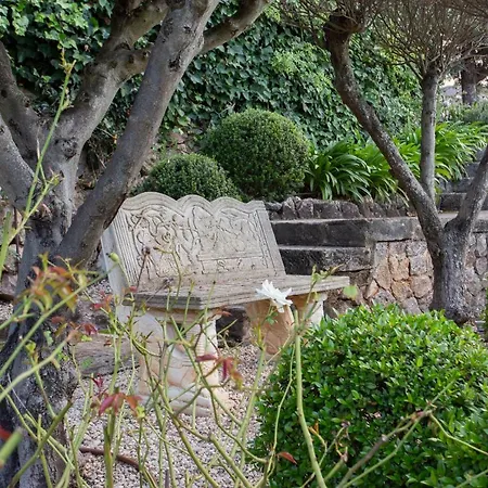 Valldemossa Villa *